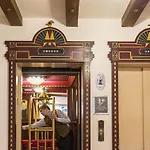 La Fonda On The Plaza