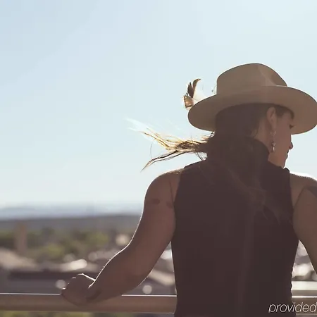 La Fonda On The Plaza 3*
